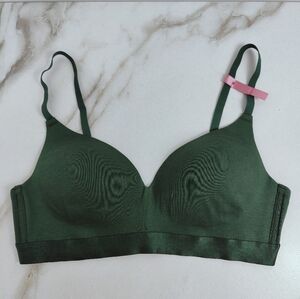 Arizona Body Forest Green Wireless Molded Cups Bra Bralette, Sz 38B